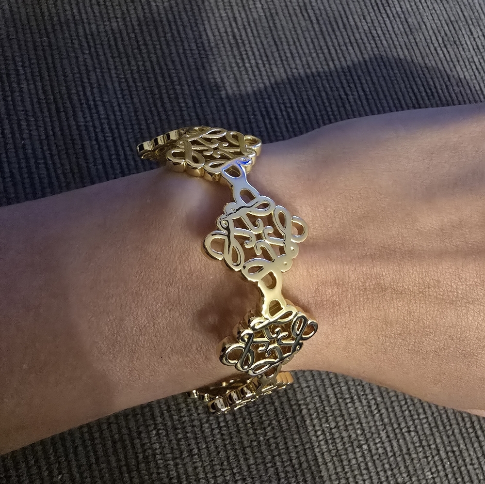 Loewe Gold Bracelet - Picture 2 of 16